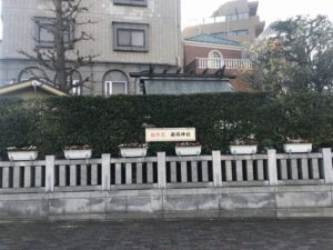 厳島神社の看板（抜弁天）
